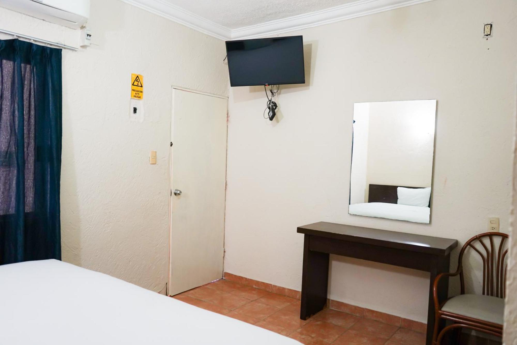 Plaza Centro Historico Hotel 4*